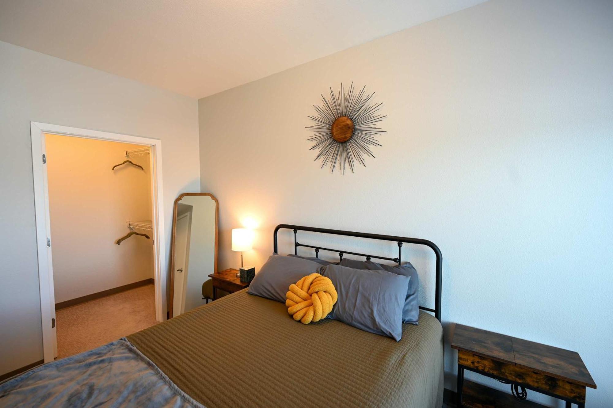 רוצ'סטר 2 Bedroom Brand New Apartment Near Mayo, Park Free מראה חיצוני תמונה